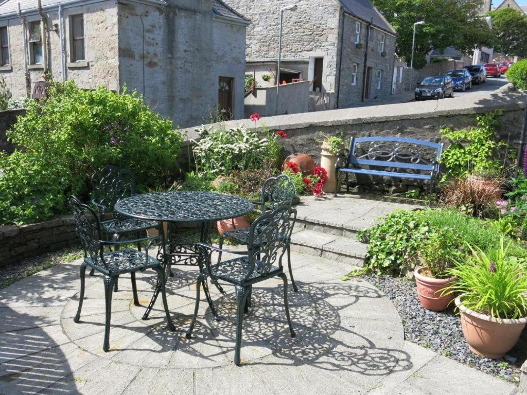 Fort Charlotte Guest House Lerwick Exterior photo